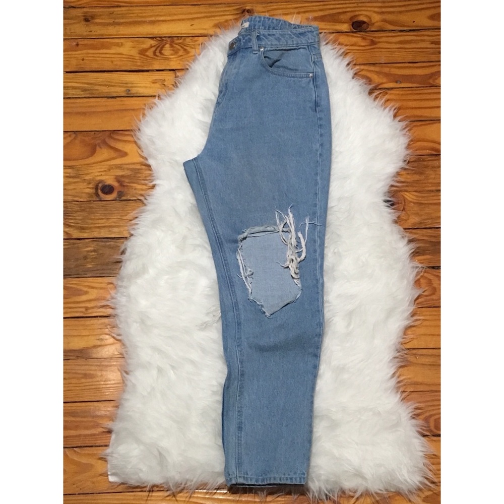 Women’s Mom Jean
